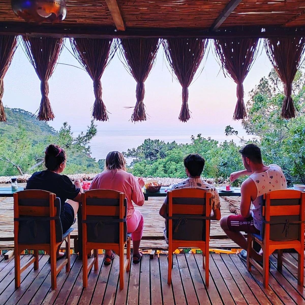 מלון פאראליה Reflections Camp מראה חיצוני תמונה